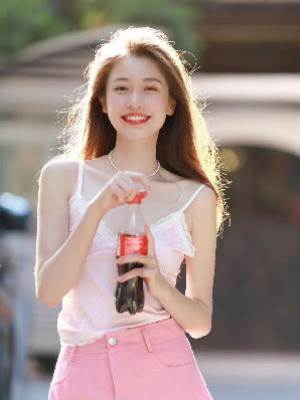 揚揚得意小月老