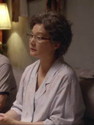 我媽說咱倆不分手，她今天就上吊！