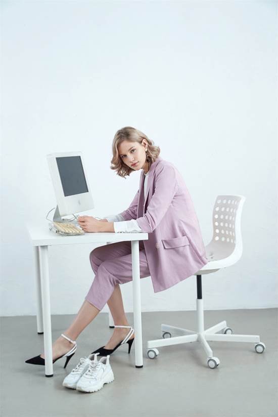 真實職場故事：給離婚法官當書記員，我親手剪掉無數結婚證