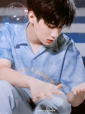 當我喂了校霸戀愛腦藥丸后