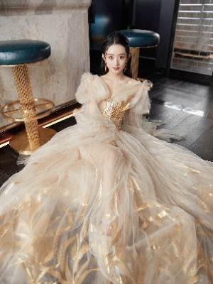 隱婚影后，住在熱搜