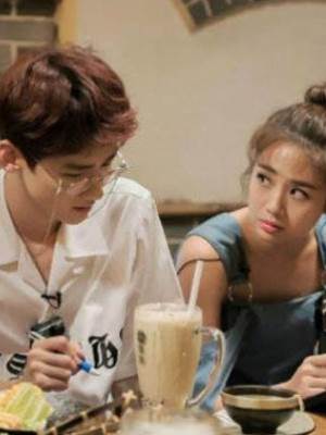 在綜藝遊戲裡背刺男朋友